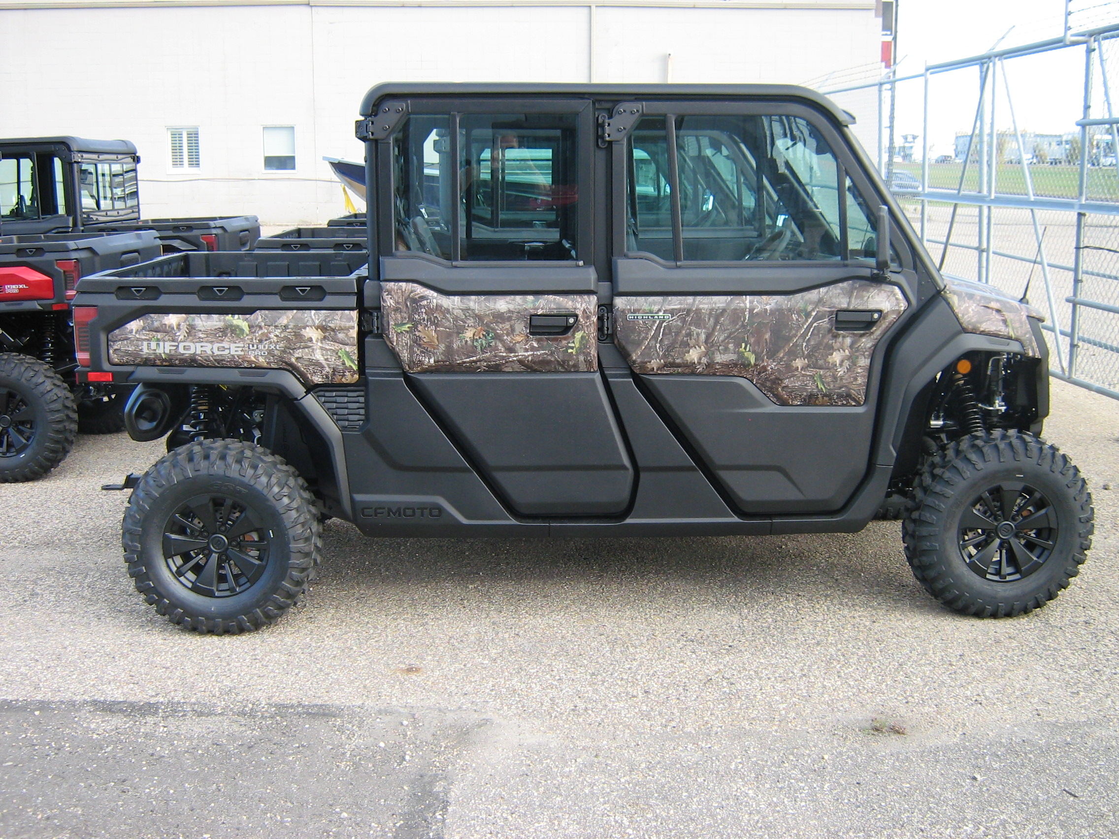 2026 CFMOTO UFORCE U10 XL Pro Highland Side x Side